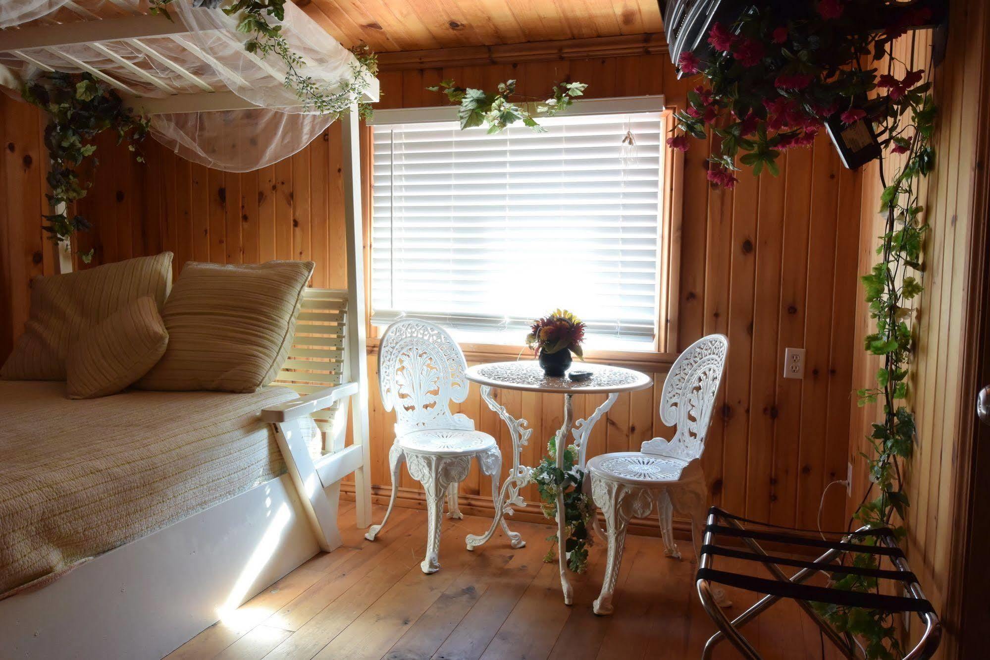 Auberge Papillon Lune ริชมอนด์ ภายนอก รูปภาพ